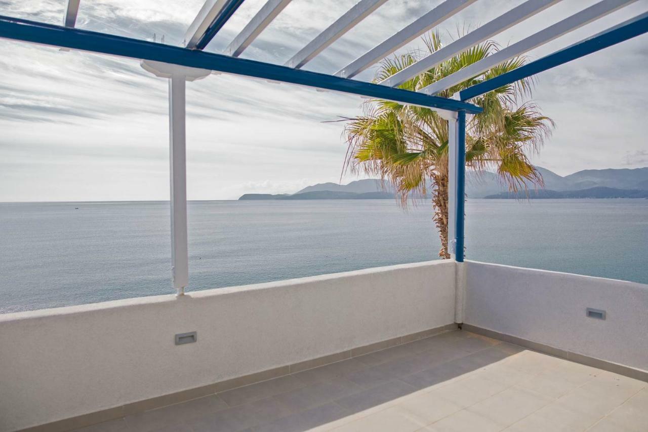 Villa Dimos ยีธิโอ ภายนอก รูปภาพ
