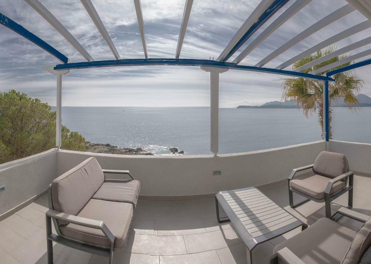 Villa Dimos ยีธิโอ ภายนอก รูปภาพ